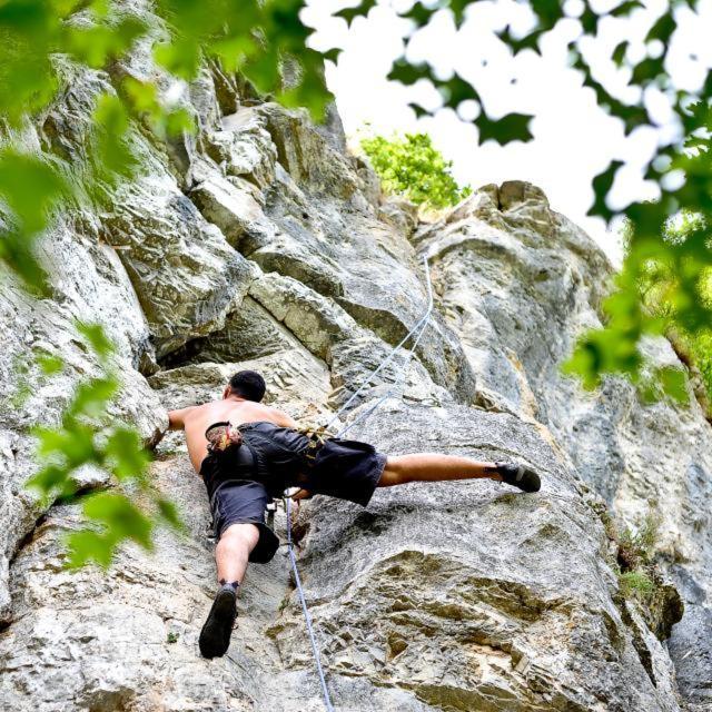 Gites Sur Le Causse De St Chels, Charme Sport Et Detente Saint-Chels エクステリア 写真
